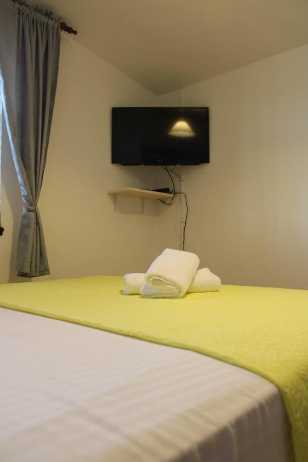 Guest house Renata Seget Donji